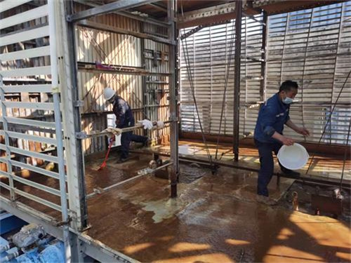 閉式冷卻塔使用中冷水機組壓力高的解決方案(閉式冷卻塔工作原理)